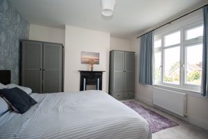 Bed 2- click for photo gallery